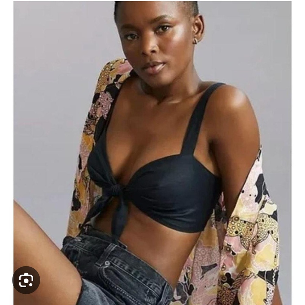 Anthropologie Maeve Linen Tie-Front
Bra Top size S black